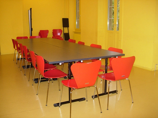 Image média: Un espace de réunion associatif gratuit ou à prix modéré